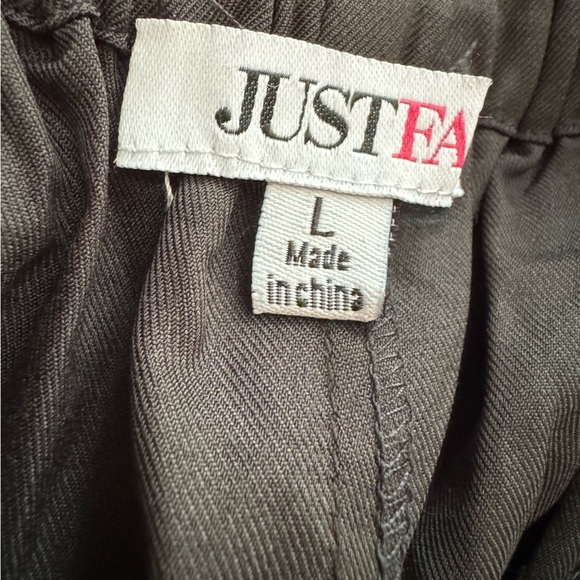 JustFab Paperbag Trousers, black, size large - Picture 3 of 3